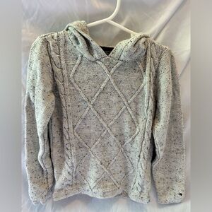 Tommy Hilfiger sweater with hood